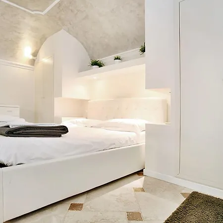 Glamour Duomo דירה *