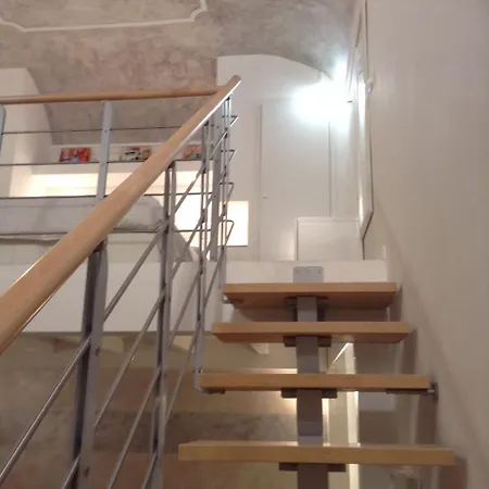 Glamour Duomo فلورنس